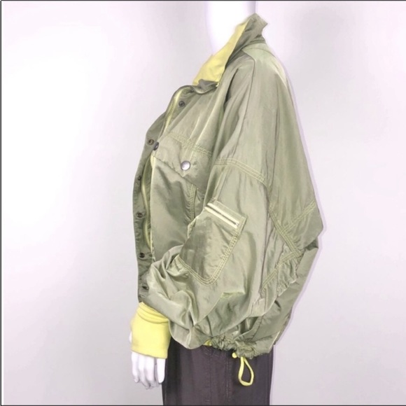 Free People Movement Olive Green &Yellow Reversible Windbreaker Opal Jacket SzXS - Picture 6 of 16